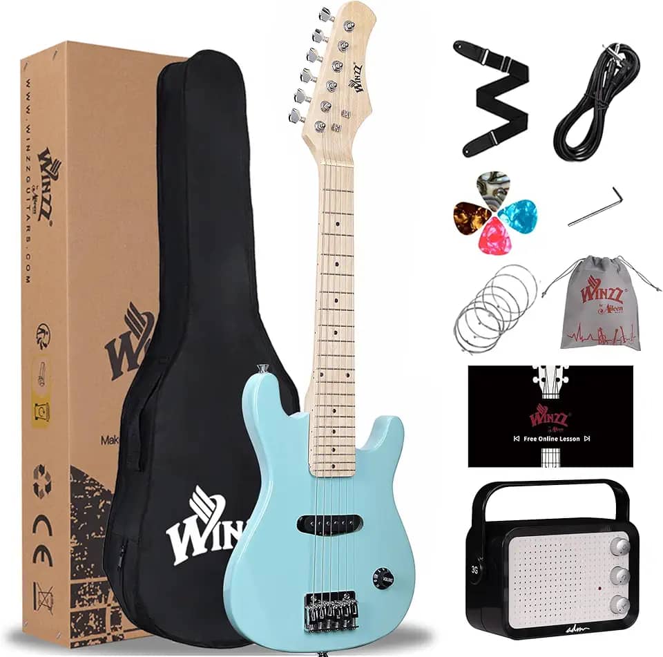 WINZZ Kit de guitarra elétrica infantil de 76 cm, mini guitarra elétrica para iniciantes com amplificador, estojo, cordas extras, palhetas, alça, cabo e chave inglesa, verde claro