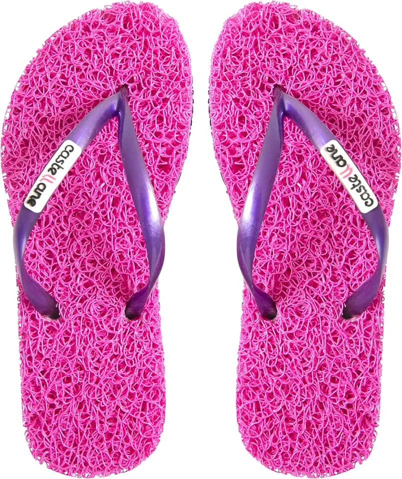 Chinelo Feminino Confort indicado para pessoas que sofrem com Esporão de Calcâneo, Fascite Plantar, Hiperidrose PLantar e Neuroma de Morton, além disso, dá a sensação de estar pisando em um tapete leve e macio, Massageador para os seus pés.