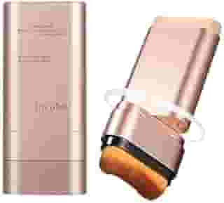 Mrettick Bastão de base antirugas 2 em 1, base de borracha impecável - Bastão de maquiagem leve e hidratante de cabeça dupla com pincel (natural)