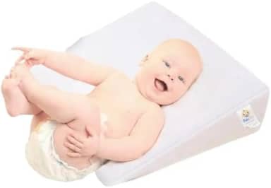 Travesseiro Anti-refluxo para Berço e Cama | Tamanho G | Inclinação 15° | Espuma D20 | Capa 100% Algodão | Até 3 Anos