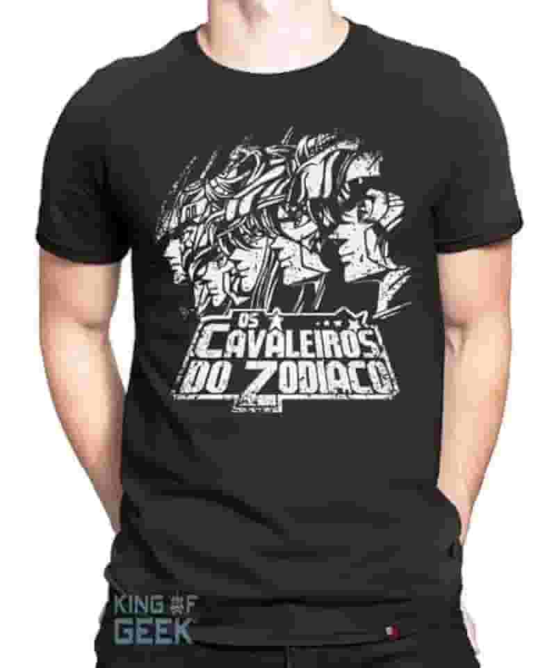 Camiseta Os Cavaleiros Do Zodíaco Anime Clássico Geek Tamanho:GG;Cor:Preto