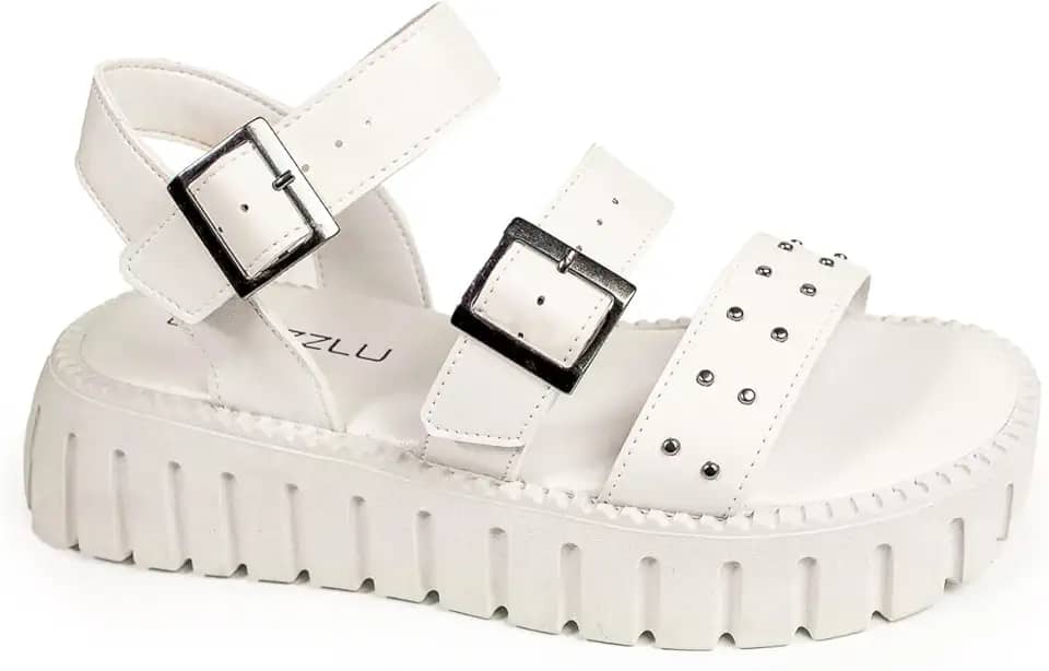 Sandália Papete Feminina Plataforma Blogueira Tratorada Rebites Metalizados