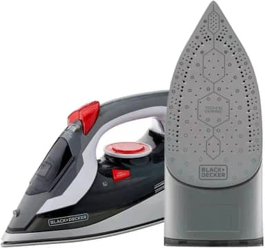 BLACK+DECKER Ferro de Passar Roupa com Vaporizador, Desligue Automático, Vermelho, Modelo FX3900, 220V