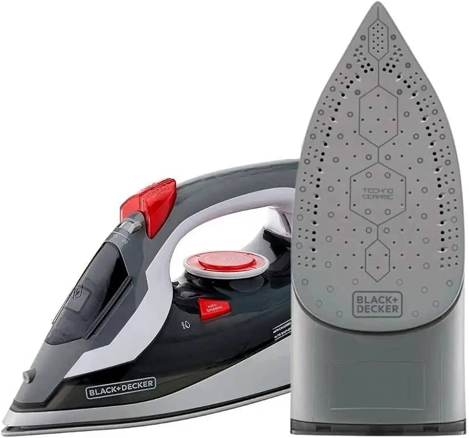 BLACK+DECKER Ferro de Passar Roupa com Vaporizador, Desligue Automático, Vermelho, Modelo FX3900, 220V
