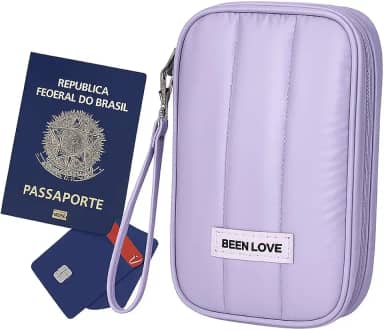 Carteira Porta Passaporte Feminina Acolchoada, Design Puffer, Material Resistente e Impermeável (Lílas)