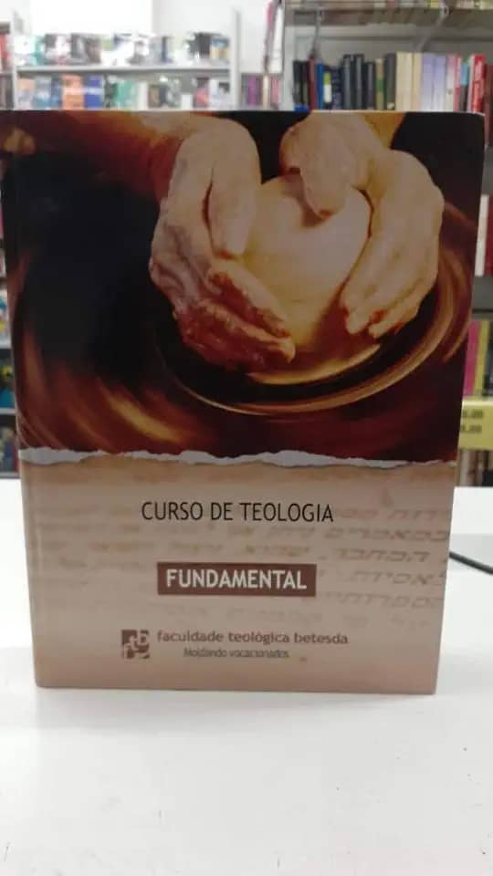 Curso Básico de Teologia