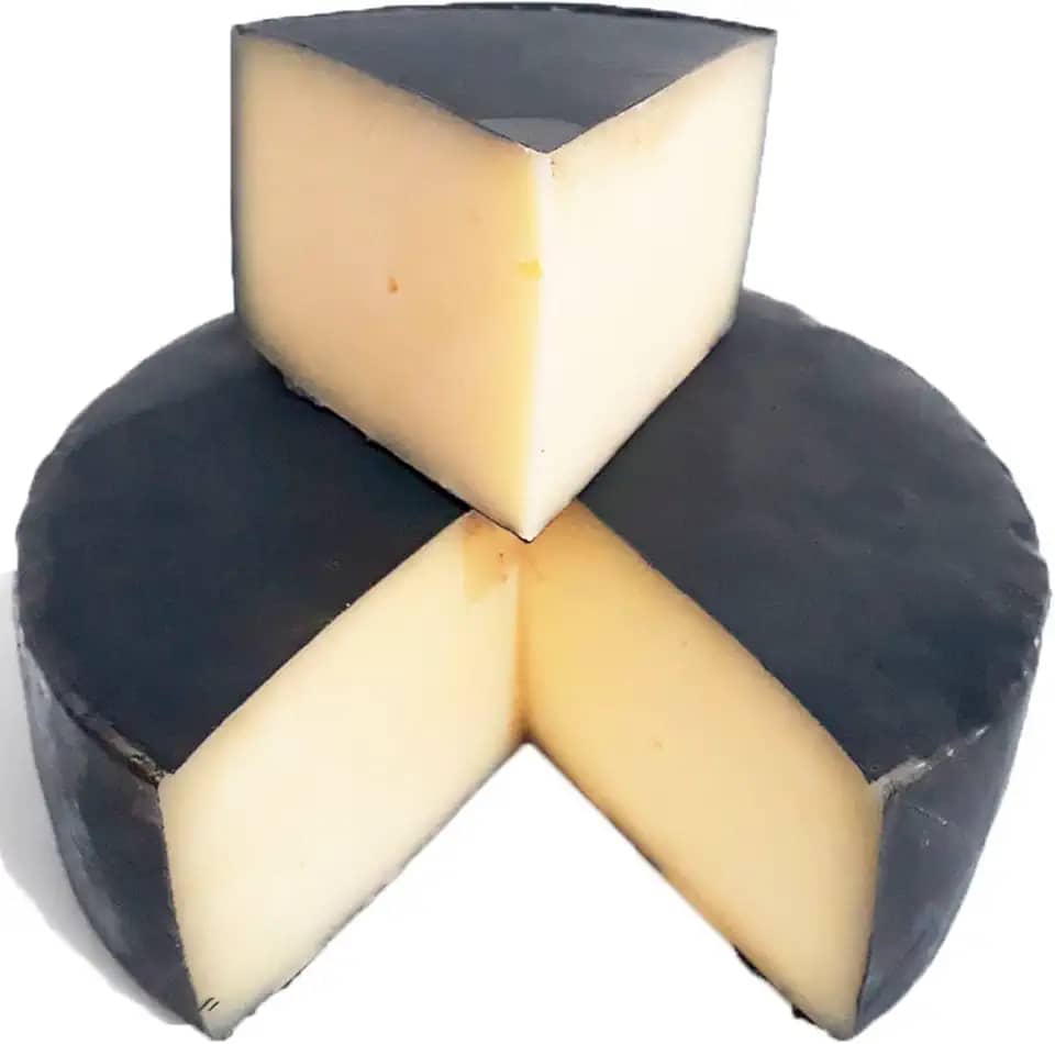 Queijo tipo Parmesão Capa Preta Minas Canastra, Peça