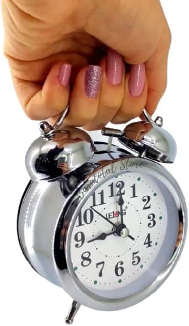 Relógio De Mesa Antigo Despertador Led Retro RELÓGIO DO TIPO ANTIGO METAL