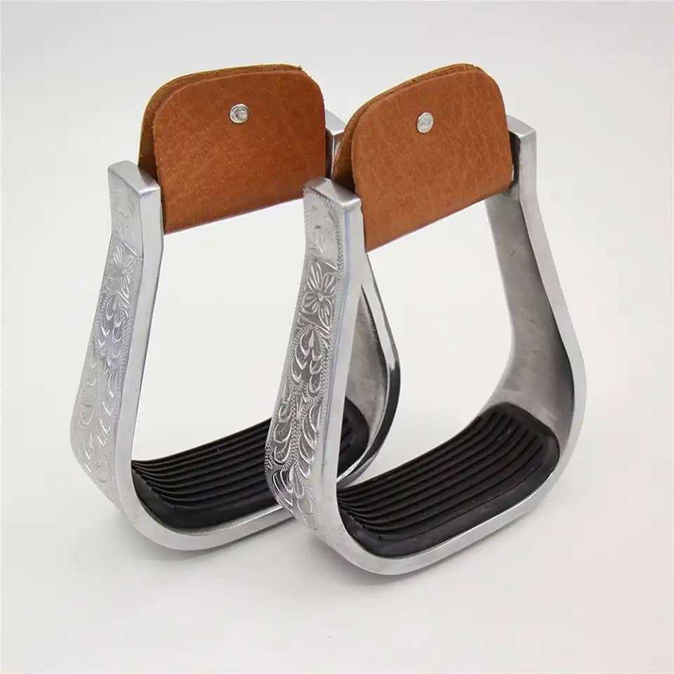 Juhua Par de estribos de sela de cavalo ocidental em couro de alumínio gravado