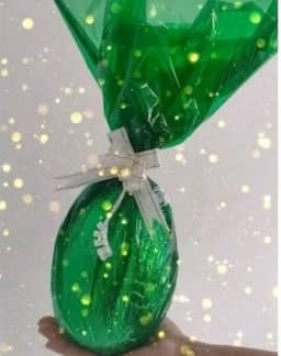 Ovo de Páscoa Tradicional com bombons Artesanal Doces Dinda (500 gr)