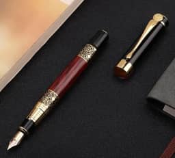 Caneta Tinteiro Luxo com Pena, Acabamento Dourado, Presente Elegante