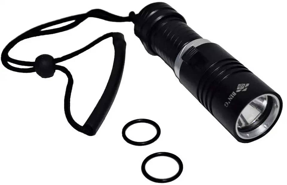 Lanterna Mergulho Cree T6 Recarregável à Prova Dágua 100m GB601