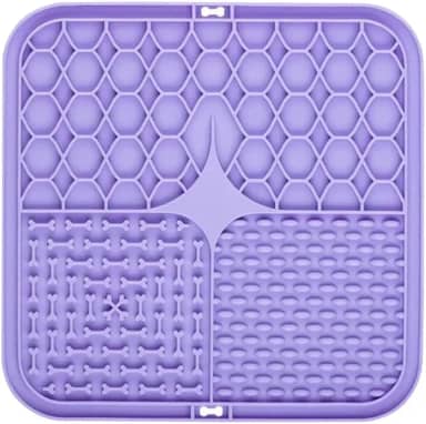 Tapete De Lamber Comedouro Para Cães E Gatos Educador Interativo Com Ventosas Alimentação PET Lenta Diminui Ansiedade Reduz Tédio Em Silicone 20x20cm Nas Cores Cinza E Lilás (LILÁS, único)