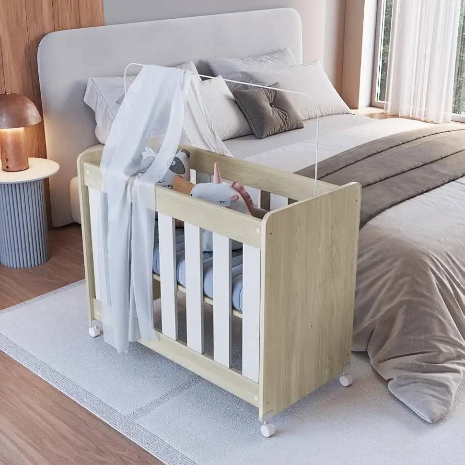 Mini Berço Infantil Moisés Multifuncional 4 em 1 com Rodas para Quarto de Bebê