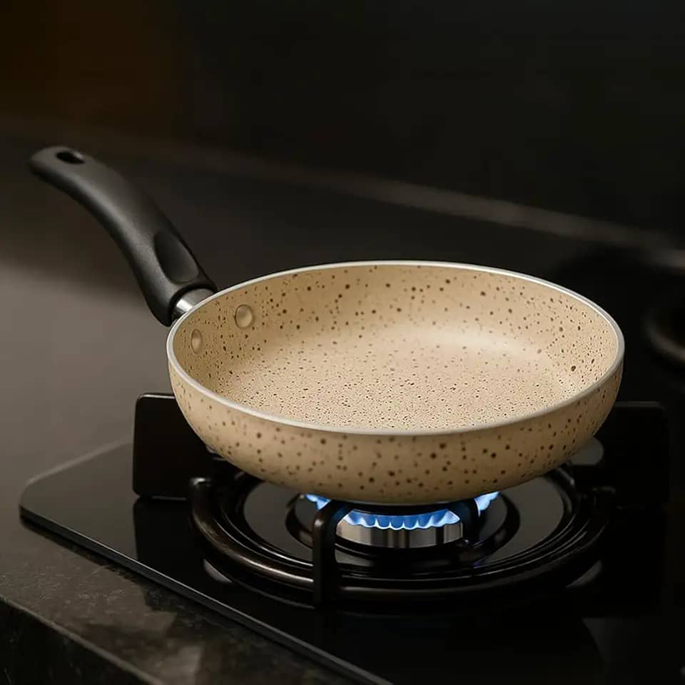 Mini Frigideira Antiaderente para Ovo Alegrete Linha Premium Gourmet Bege Stone 14 cm - Cozinha Prätica e Rápida.