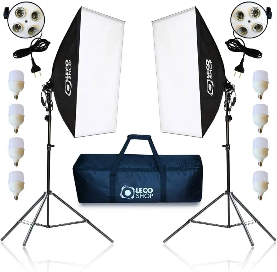 Kit 2 Softbox Quadruplo 50x70cm com 8 Lâmpadas + 2 Tripés 2m + Bolsa de Transporte – Iluminação Contínua Profissional para Estúdio Fotografia, Vídeo, YouTube, Lives e Maquiagem