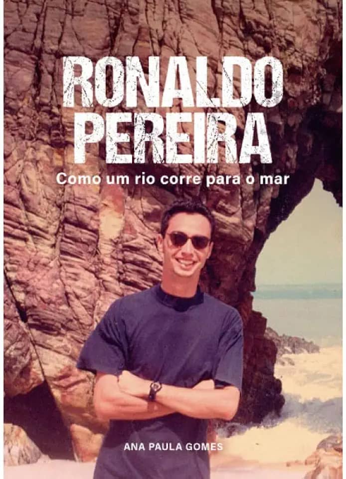 COMO UM RIO CORRE PARA O MAR