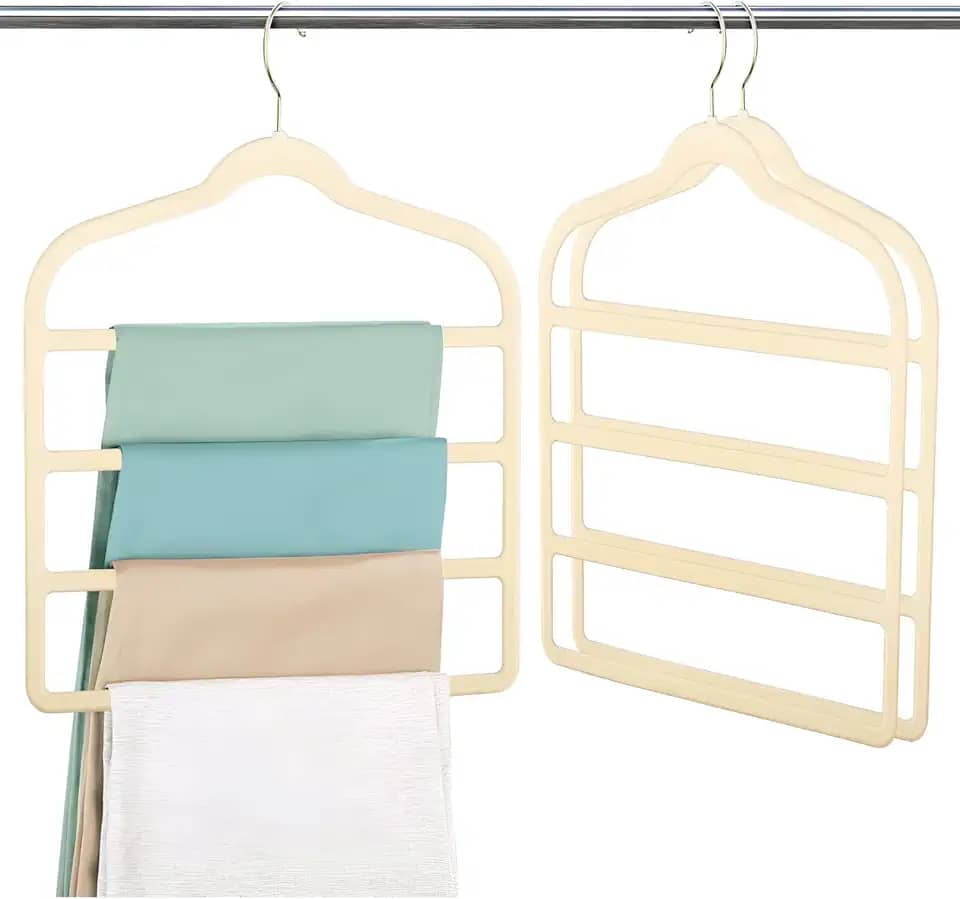 HOLTTER Kit 10 Cabides De Veludo Para Calças, Saia, Toalhas, Lenços - Calceiro Aveludado Multifuncional Resistente (Bege)