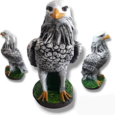 Genérico - Águia Gavião Espanta Pombos Passarinhos Jardim - Escultura Decorativa Resina - Original da Ave - 36x22Cm - 4Kg