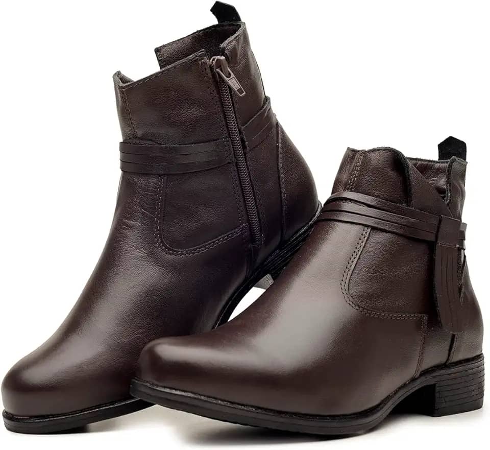 Bota Feminina Cano Curto em Couro Legítimo Coturno com Ziper