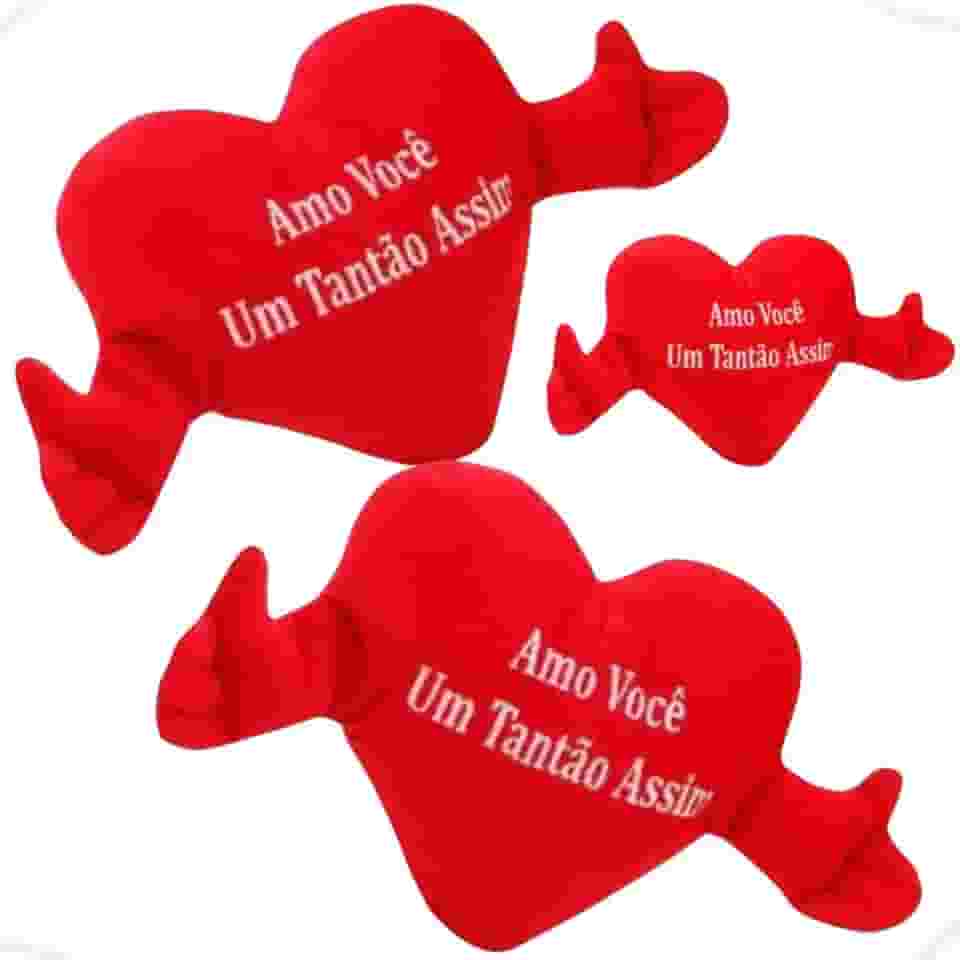 Almofada de Pelúcia Modelo Coração Abraço Frase Amo Você Um Tantão Assim 76cm