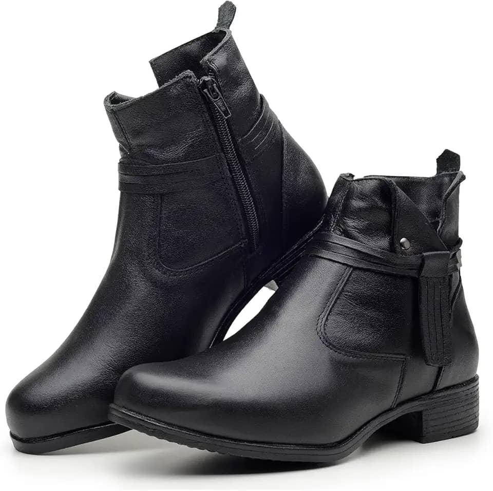 Bota Feminina Cano Curto em Couro Legítimo Coturno com Ziper