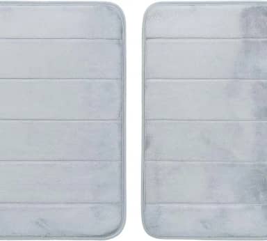 kit 2 Tapetes Para Banheiro Antiderrapante Macio Super Soft Poliester Emborrachado Facil De Limpar Tapete Antiderrapante 60x40cm - THREE BROTHERS (Tapete Cinza Claro)