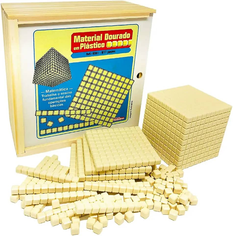 Material Dourado De Plástico Com Caixa de Madeira 611 Peças Carimbras