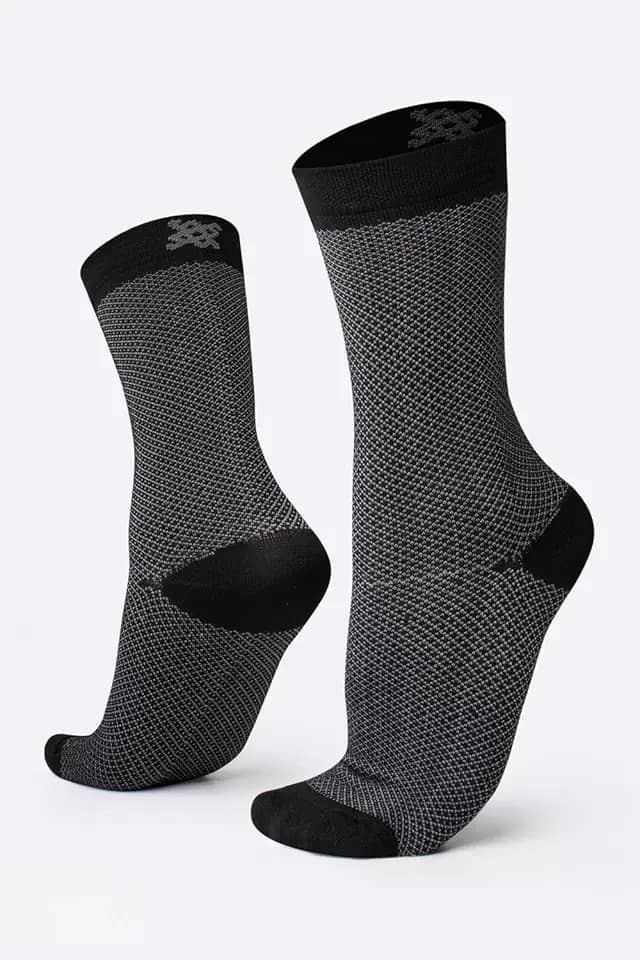 Meia Esportiva Cano Médio HupiAdulto unissex