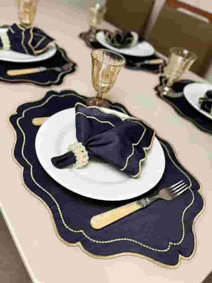 Kit Jogo Americano Realeza Com Guardanapo Bordado Mesa Posta Sousplat (Azul Bord Dourado, 4 Peças)