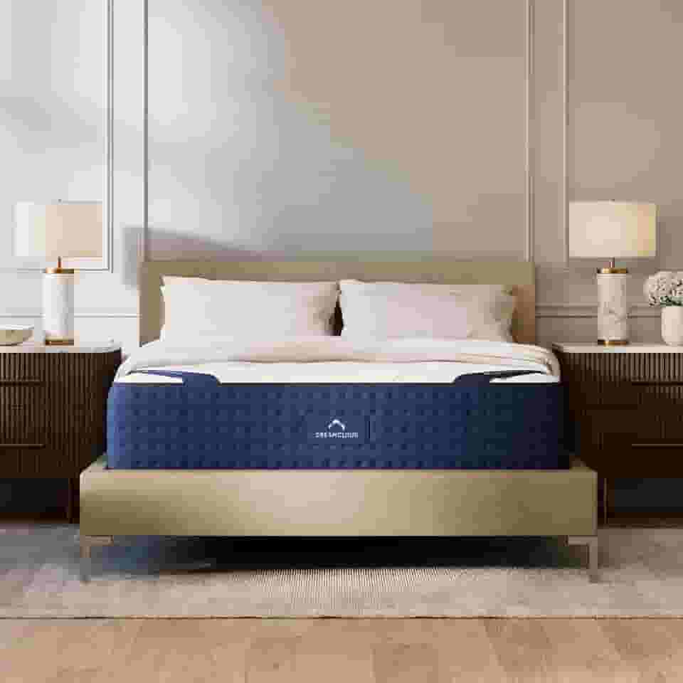 Dream Cloud Colchão Queen de 30,5 cm - Espuma viscoelástica de gel de luxo - Teste noturno 365 - Camadas premium para alívio de pressão - Garantia para sempre - Certificado CertiPUR-US®