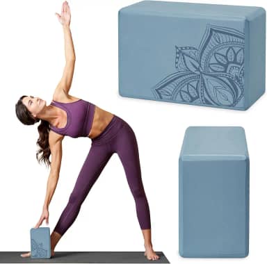 Bloco de ioga Gaiam – Superfície antiderrapante macia de espuma de EVA sem látex para yoga, pilates, meditação
