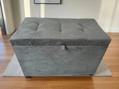 Puff Baú Estofado Em Suede 68 Cm Para Sala, Quarto Em Mdf - Cinza