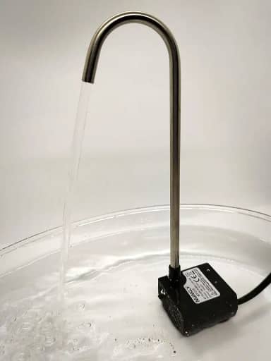 Kit Bebedouro Gato Pet Fonte Bivolt C/Torneira Bica Inox