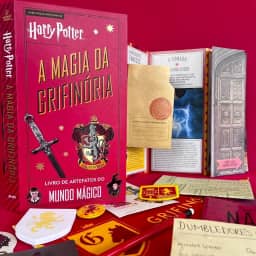Harry Potter - A Magia da Grifinória: Livro Oficial de Artefatos do Mundo Mágico (inclui itens colecionáveis e presentes para fãs de Harry Potter): 1