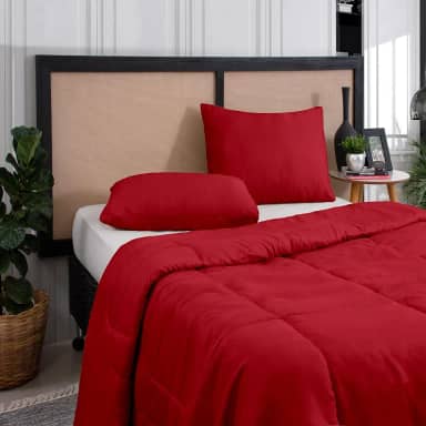 Edredom Casal Queen Margarida 3 Peças | Microfibra Antialérgica Premium | Macio, Confortável e Elegante | Ideal para Todas as Estações | Noites Aconchegantes e Relaxantes (Vermelho)