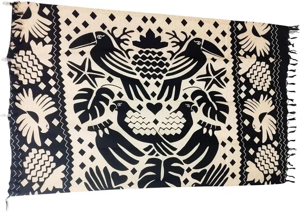 Canga Praia Étnico, Preto e Bege, Estampa Floral Geométrica, Estilo Boho Farmmy, com Franjas