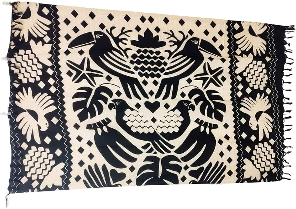 Canga Praia Étnico, Preto e Bege, Estampa Floral Geométrica, Estilo Boho Farmmy, com Franjas