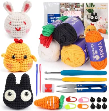XSEINO Kit de crochê para iniciantes, kit de crochê com tutoriais em vídeo passo a passo, kit de aprender a fazer crochê para adultos e crianças – gato, pintinho, coelho, cenoura