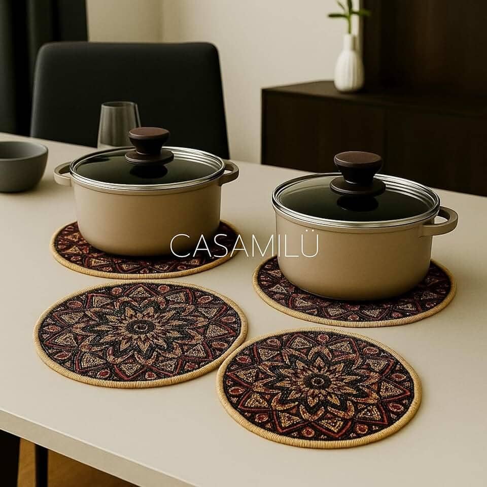 Kit 2 Descansos de Panela em Linho e Borracha CASAMILU Mandala Sol Nascente | Tamanhos 18cm e 20cm - Antiderrapante, Resistente ao Calor, Proteção para Superfícies