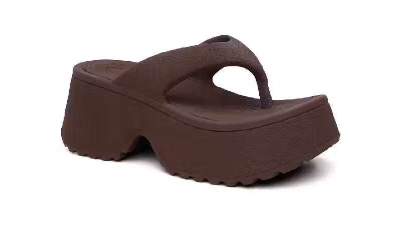 Melhor Sandália Plataforma: 10 Modelos com Conforto