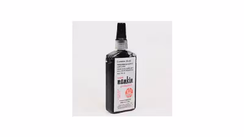 Qual a melhor tinta nanquim para traços permanentes