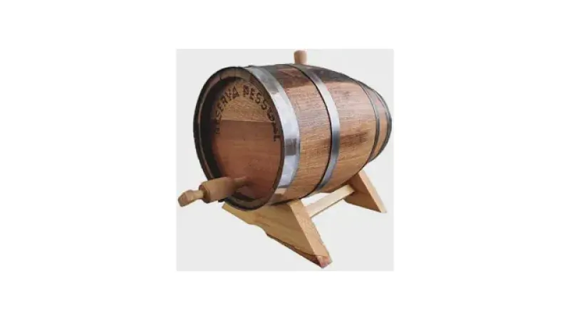 Qual o Melhor Barril de Carvalho para Envelhecer Cachaça: 10 Opções Analisadas