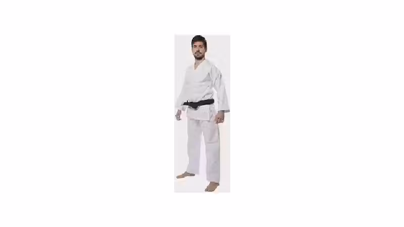 Qual o melhor kimono para karatê: Lona vs Brim?