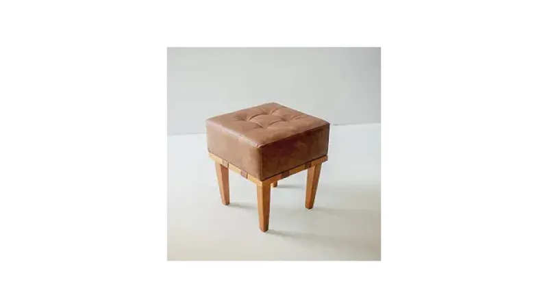 Qual o melhor puff de couro? Guia com 10 Modelos