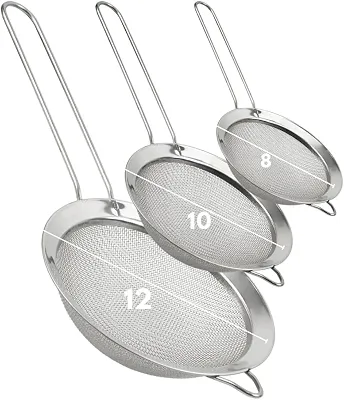 Kit com 3 Peneiras de Cozinha Inox com Alça – Tamanhos 8cm, 10cm e 12cm – Para Coar, Peneirar e Lavar Alimentos com Facilidade - Premium