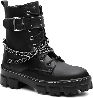 Bota Coturno Feminina Preta com Correntes, Cano Alto, Sola Tratorada, Couro Sintético, Estilo Urbano, Fecho com Zíper Lateral, Design Moderno e Atitude