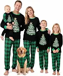 Conjunto de pijamas de Natal para a família combinando com bolo de