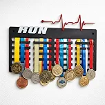 Porta Medalhas Corrida RUN de Parede, Suporte Organizador para Medalhas de Corredor, Maratona, Esportes e Provas, com 24 Ganchos, Bucha e Parafuso, Preto
