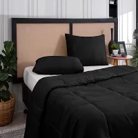 Edredom Casal Queen Margarida 3 Peças | Microfibra Antialérgica Premium | Macio, Confortável e Elegante | Ideal para Todas as Estações | Noites Aconchegantes e Relaxantes (Preto)